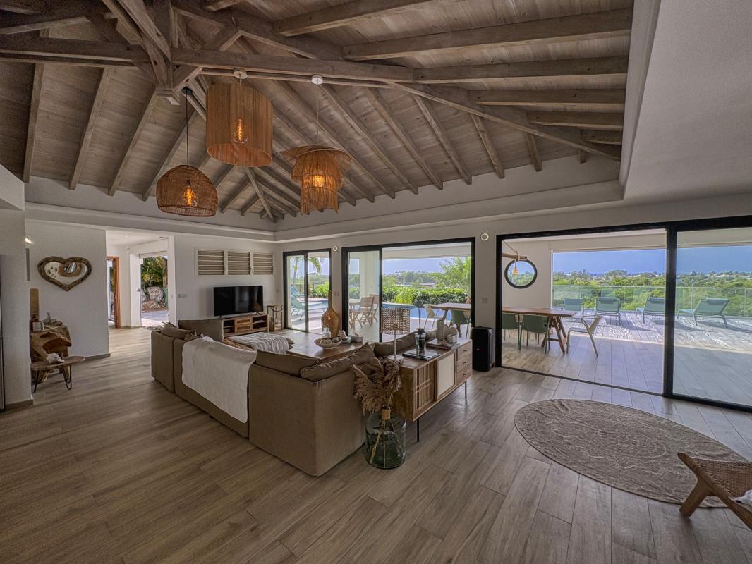17.Location villa piscine Saint François Guadeloupe_Salon